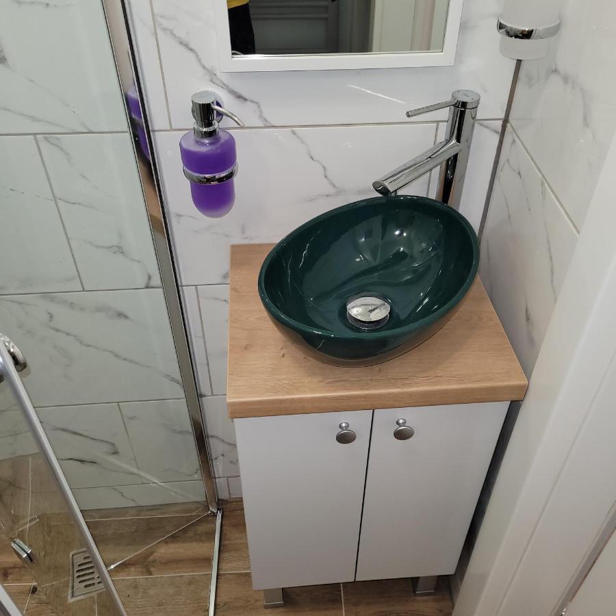 B8 - Spacious, Charming Apartment In Central سيبيو المظهر الخارجي الصورة