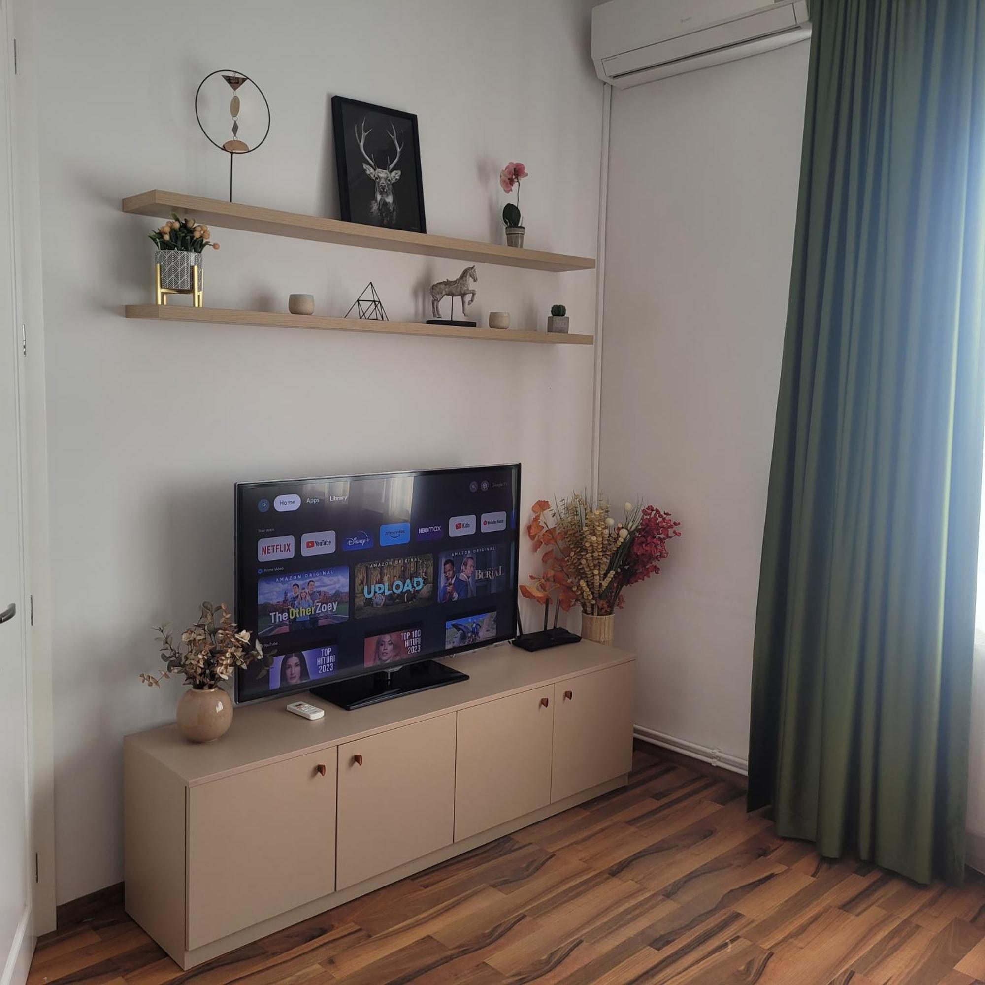 B8 - Spacious, Charming Apartment In Central سيبيو المظهر الخارجي الصورة